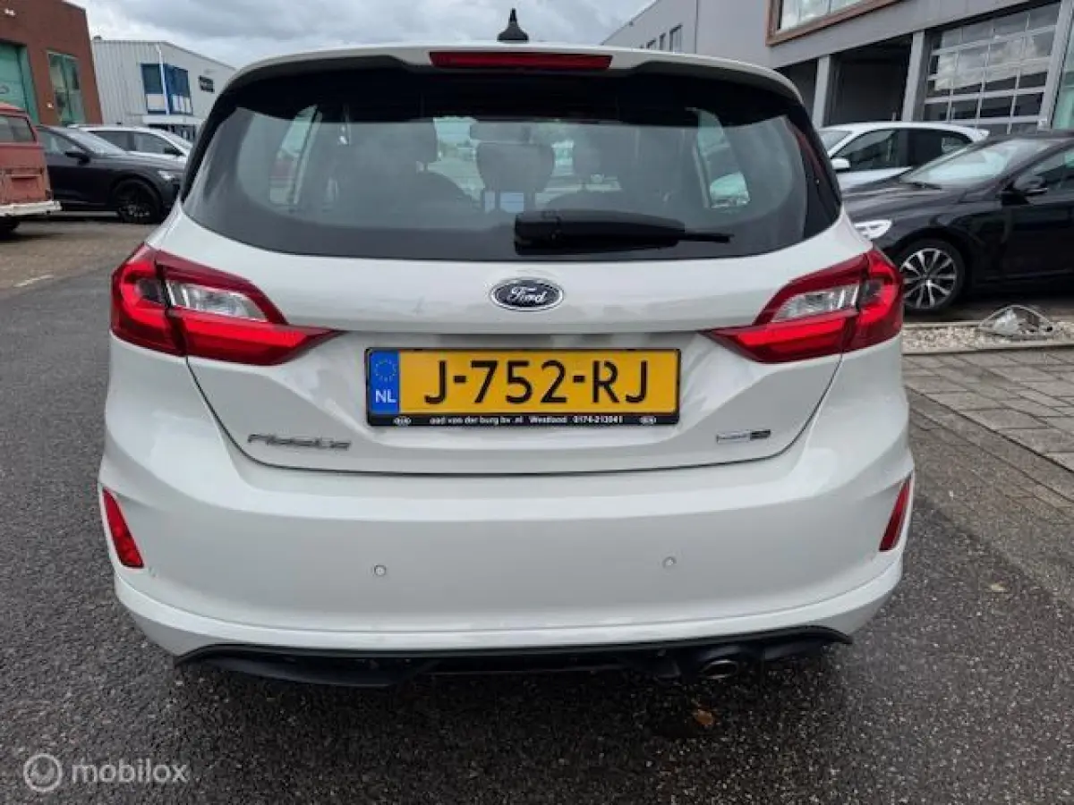 1.0 Hybrid 125pk ST-Line X Mooie luxe uitvoering , Navigatie , Camera achter , Parkeerhulp voor & Achter , Stoel en Stuur verwarming , ST line uitvoering , Velgen