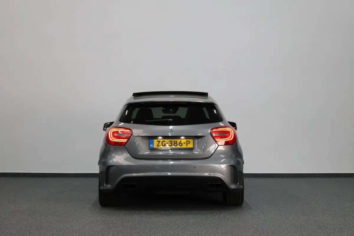 AMG 45 4MATIC 361+PK LED/LEER+S.VERWARMING+MEMORY/19" LMV/CAM/CRUISE/ECC/12 MDN GARANTIE!