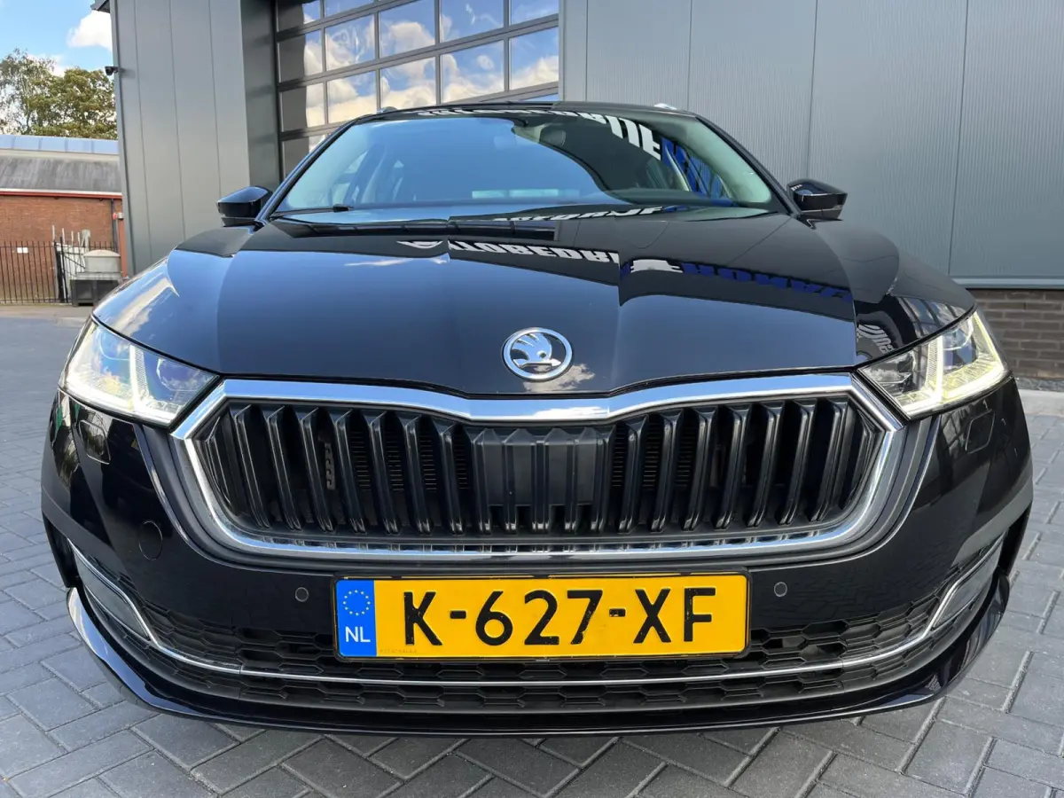 1.5 TSI First Edition Nieuw Model/Trekhaak/19Inch/Full Led/Virtual Cockpit/150Pk/Adaptive Cruise/1Ste Eigenaar