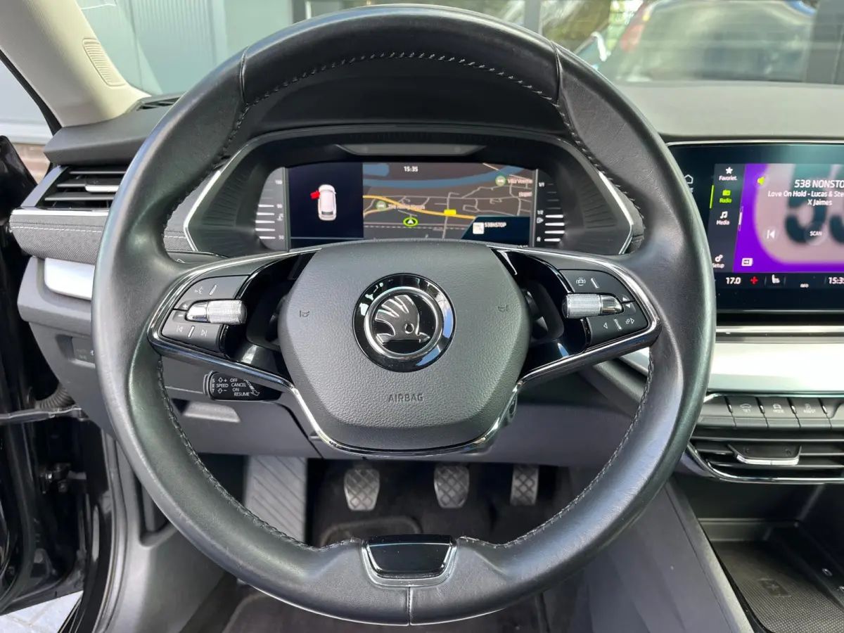 1.5 TSI First Edition Nieuw Model/Trekhaak/19Inch/Full Led/Virtual Cockpit/150Pk/Adaptive Cruise/1Ste Eigenaar