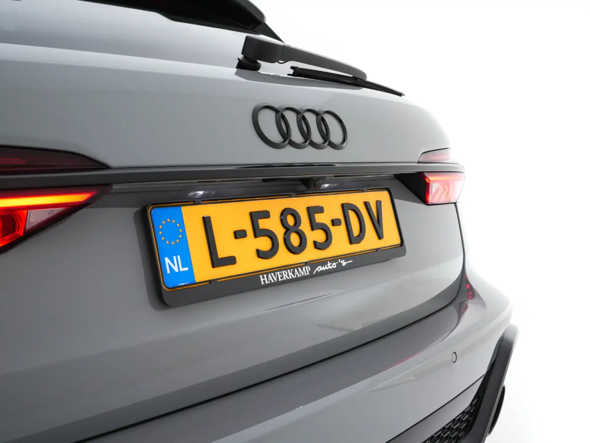 TFSI Quattro (INCL-BTW) Aut. *CERAMIC-BREAKS | LEATHER | HEAD-UP | LASER-LIGHT | BANG&OLUFSEN-ADVANCED | SOFT-CLOSE | ADAPTIVE-CRUISE | BLINDSPOT | TOPVIEW | MEMORY-PACK | DAB+ | ...
