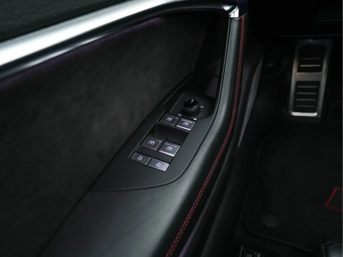 TFSI Quattro (INCL-BTW) Aut. *CERAMIC-BREAKS | LEATHER | HEAD-UP | LASER-LIGHT | BANG&OLUFSEN-ADVANCED | SOFT-CLOSE | ADAPTIVE-CRUISE | BLINDSPOT | TOPVIEW | MEMORY-PACK | DAB+ | ...