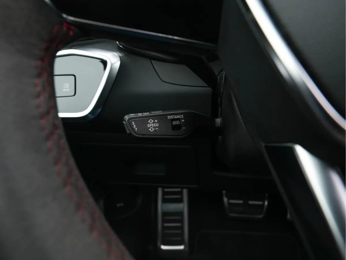 TFSI Quattro (INCL-BTW) Aut. *CERAMIC-BREAKS | LEATHER | HEAD-UP | LASER-LIGHT | BANG&OLUFSEN-ADVANCED | SOFT-CLOSE | ADAPTIVE-CRUISE | BLINDSPOT | TOPVIEW | MEMORY-PACK | DAB+ | ...