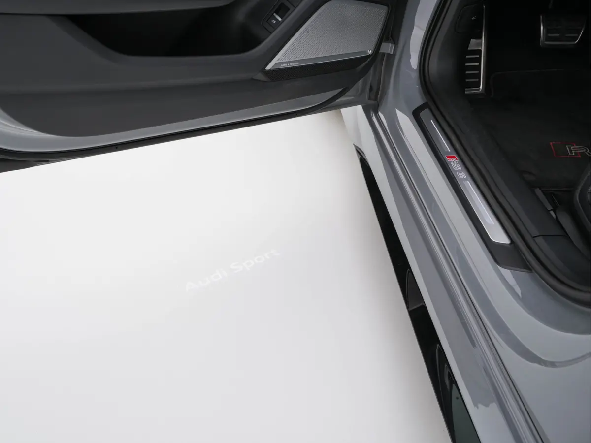 TFSI Quattro (INCL-BTW) Aut. *CERAMIC-BREAKS | LEATHER | HEAD-UP | LASER-LIGHT | BANG&OLUFSEN-ADVANCED | SOFT-CLOSE | ADAPTIVE-CRUISE | BLINDSPOT | TOPVIEW | MEMORY-PACK | DAB+ | ...