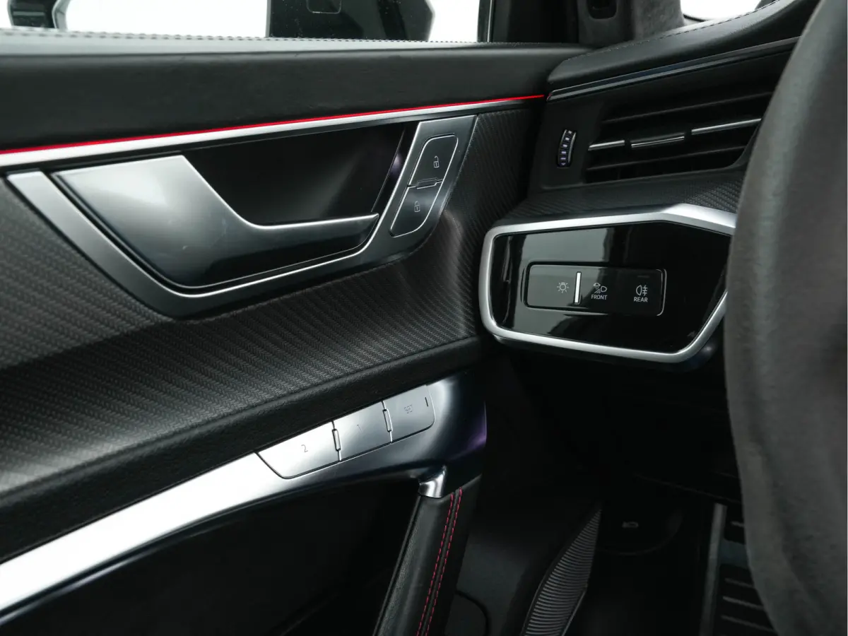 TFSI Quattro (INCL-BTW) Aut. *CERAMIC-BREAKS | LEATHER | HEAD-UP | LASER-LIGHT | BANG&OLUFSEN-ADVANCED | SOFT-CLOSE | ADAPTIVE-CRUISE | BLINDSPOT | TOPVIEW | MEMORY-PACK | DAB+ | ...