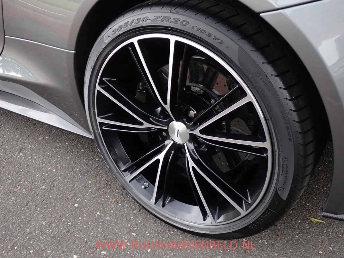 V12 2+2 FULL CARBON // B&O // 1st OWNER! NIEUW