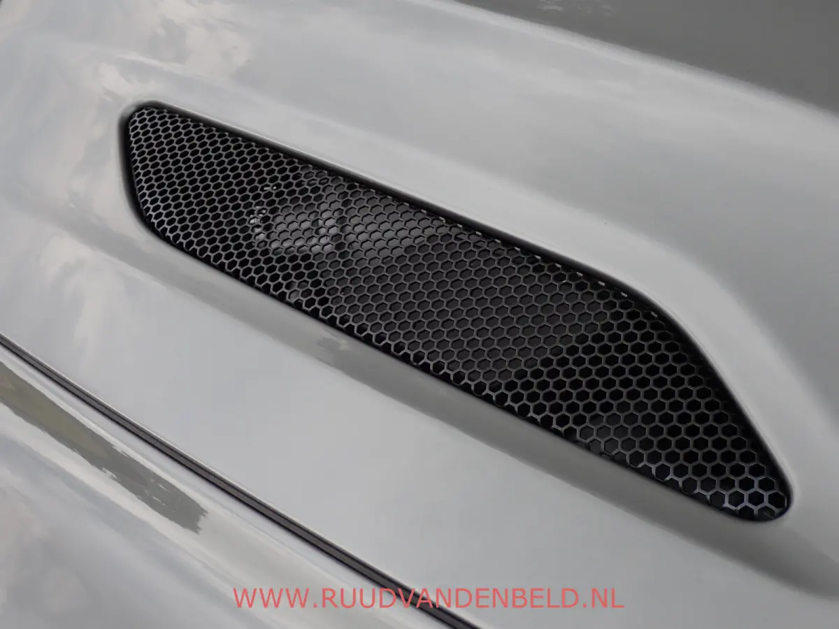 V12 2+2 FULL CARBON // B&O // 1st OWNER! NIEUW