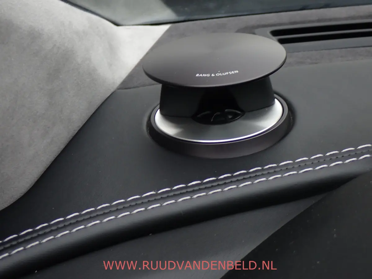 V12 2+2 FULL CARBON // B&O // 1st OWNER! NIEUW