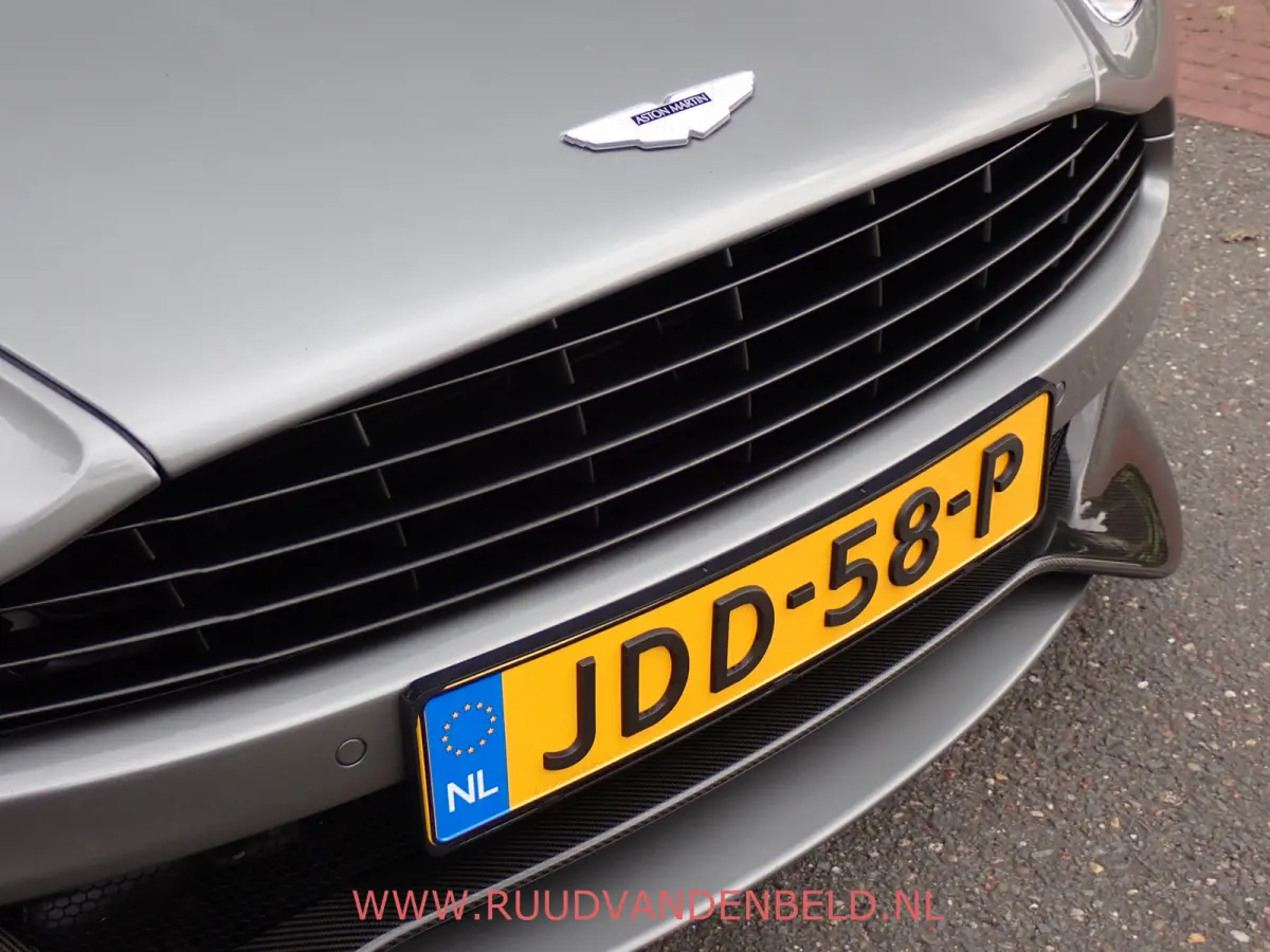 V12 2+2 FULL CARBON // B&O // 1st OWNER! NIEUW