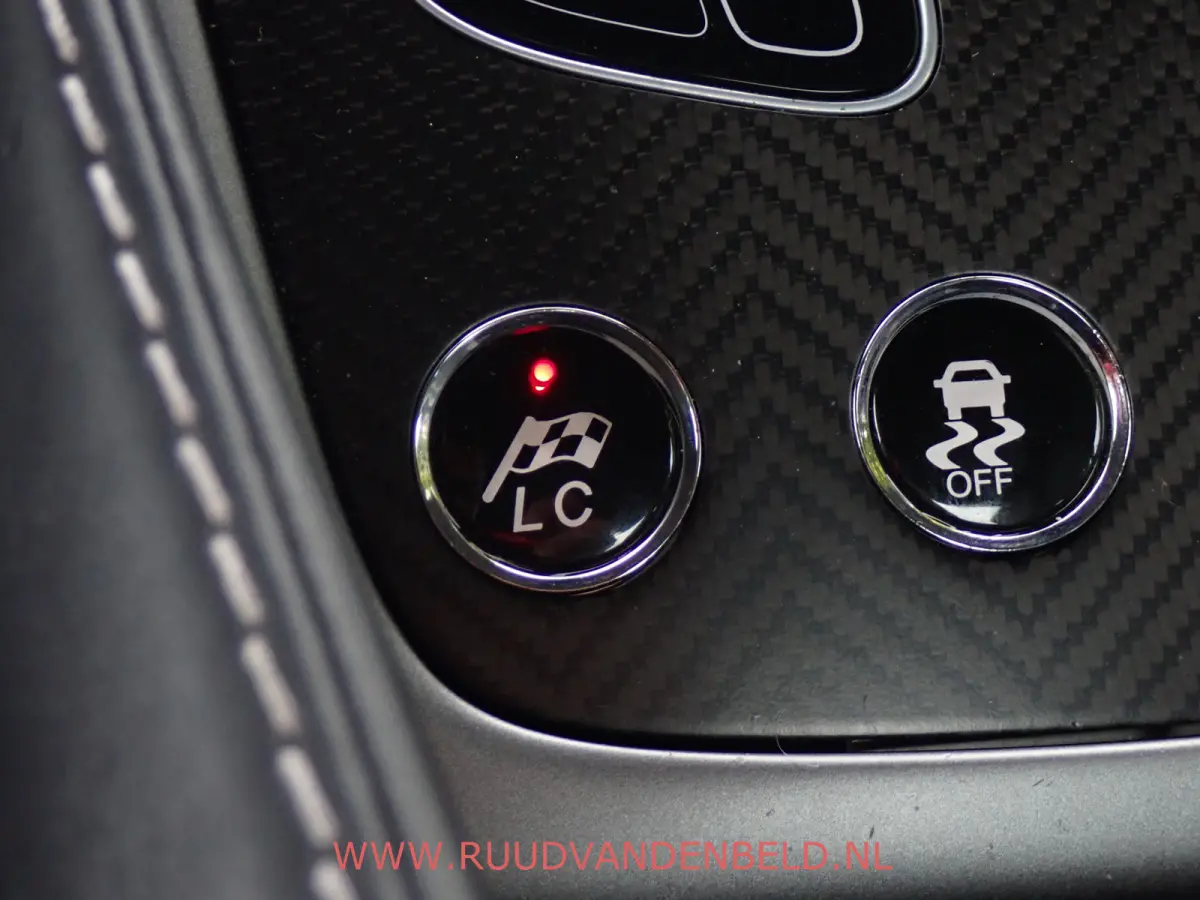 V12 2+2 FULL CARBON // B&O // 1st OWNER! NIEUW
