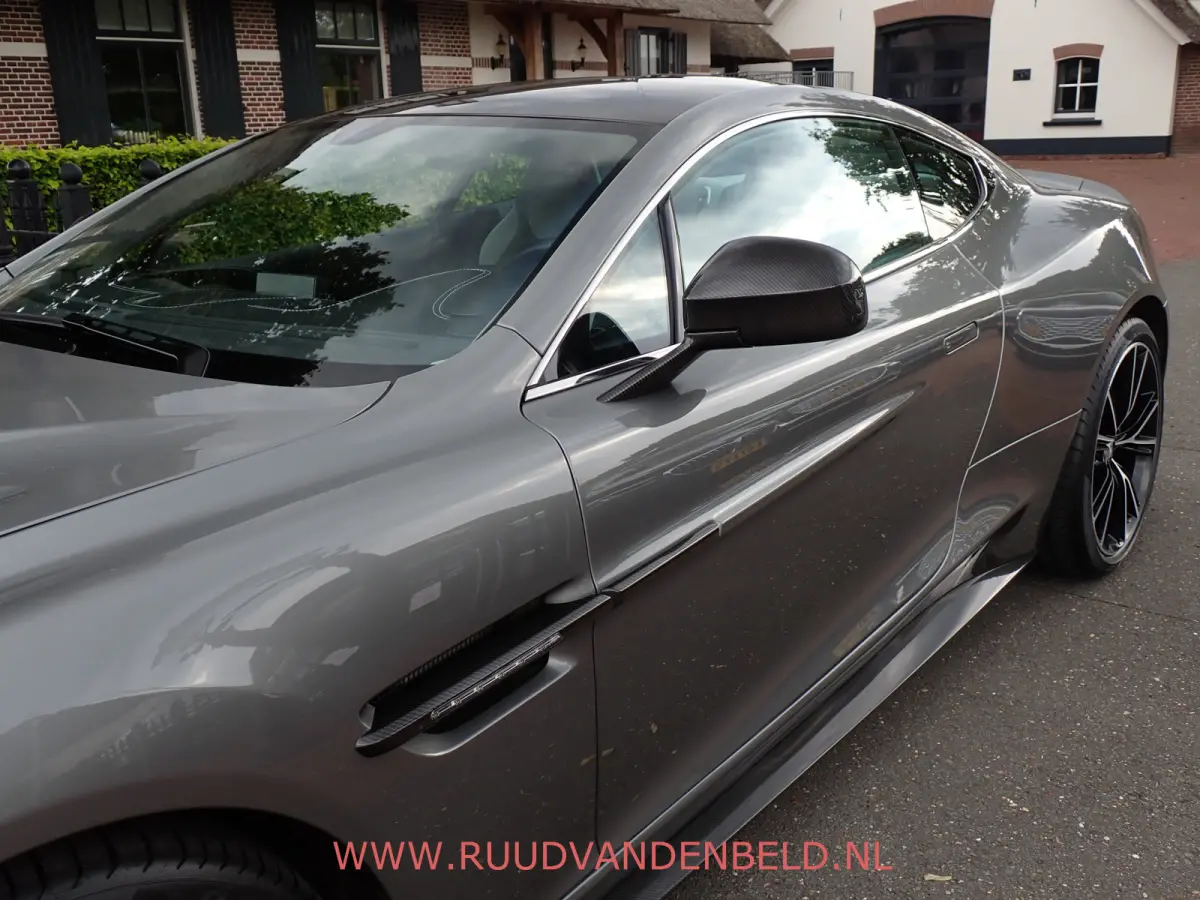 V12 2+2 FULL CARBON // B&O // 1st OWNER! NIEUW