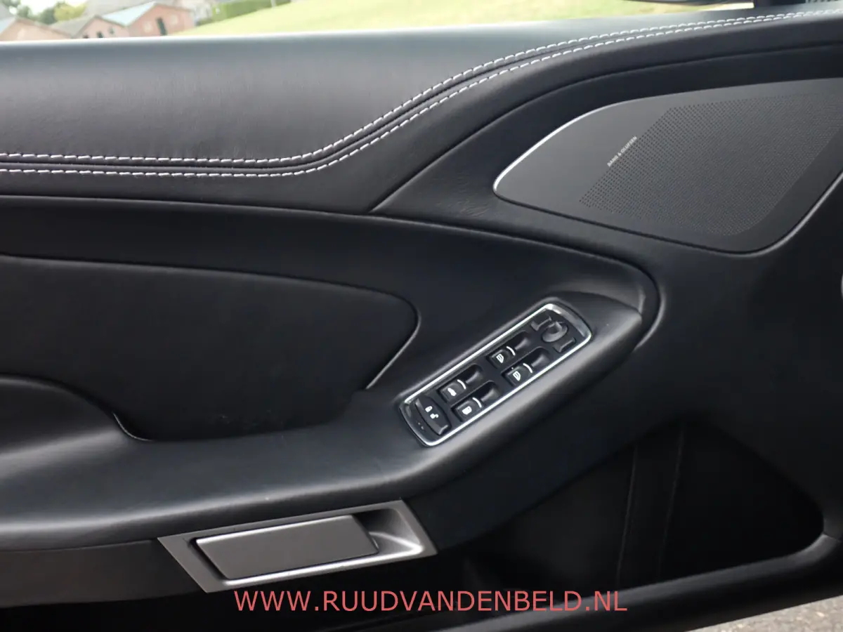 V12 2+2 FULL CARBON // B&O // 1st OWNER! NIEUW
