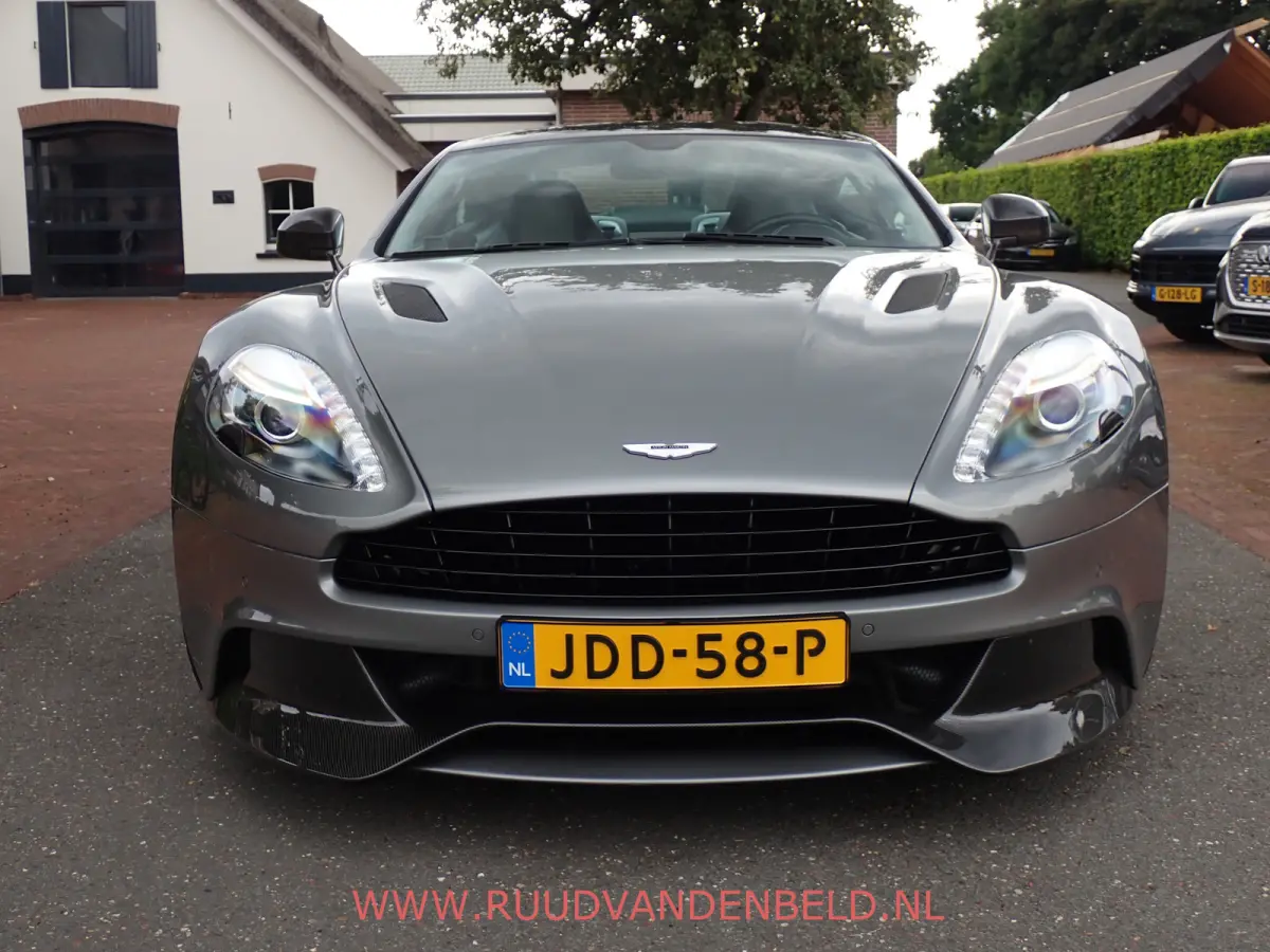 V12 2+2 FULL CARBON // B&O // 1st OWNER! NIEUW
