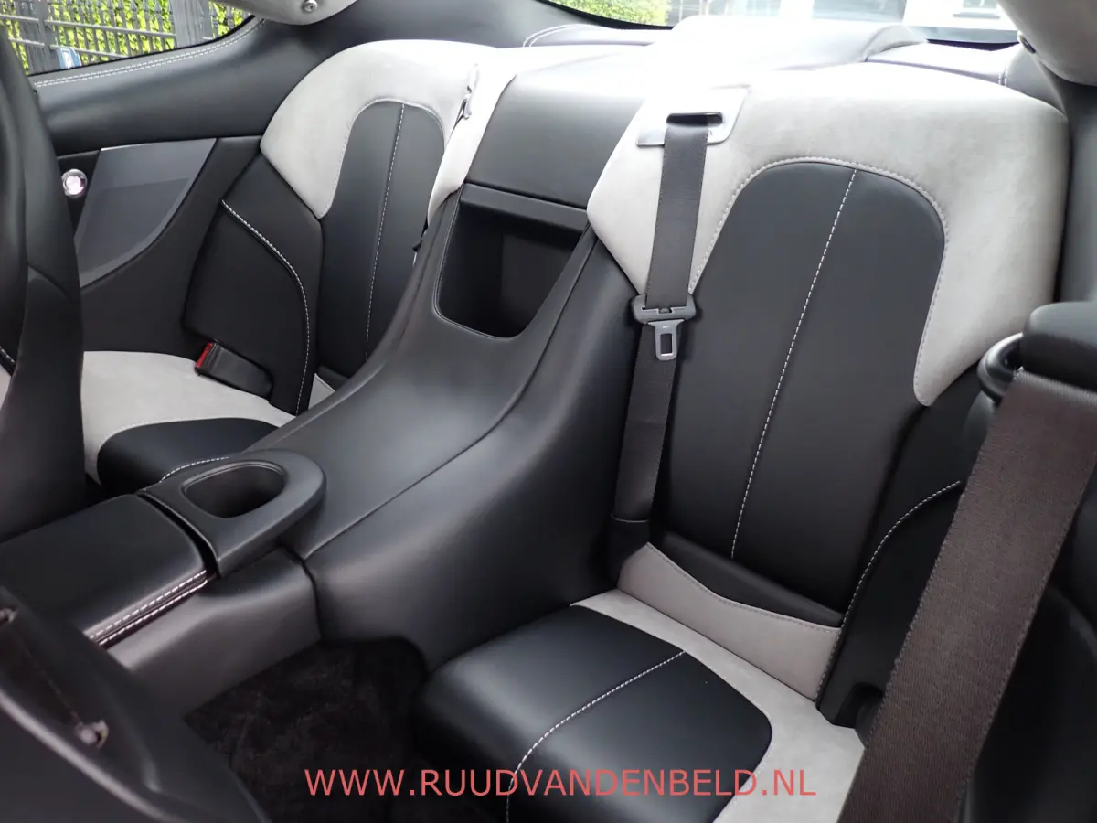 V12 2+2 FULL CARBON // B&O // 1st OWNER! NIEUW