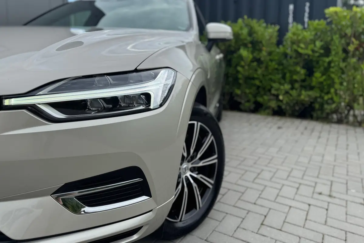 2.0 T8 Twin Engine AWD Inscription