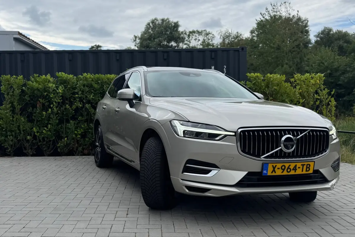 2.0 T8 Twin Engine AWD Inscription