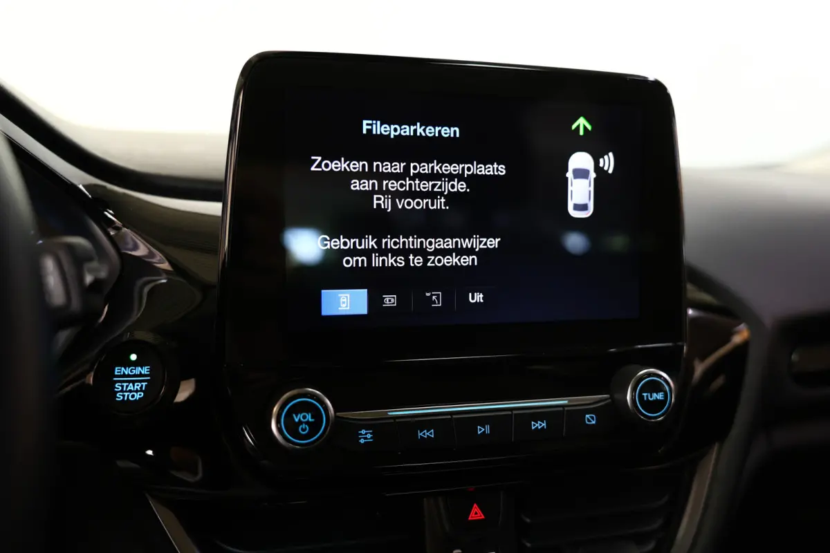 1.0 EcoBoost Titanium NAVI Automaat Camera PDC 4 x OP VOORRAAD Ass.