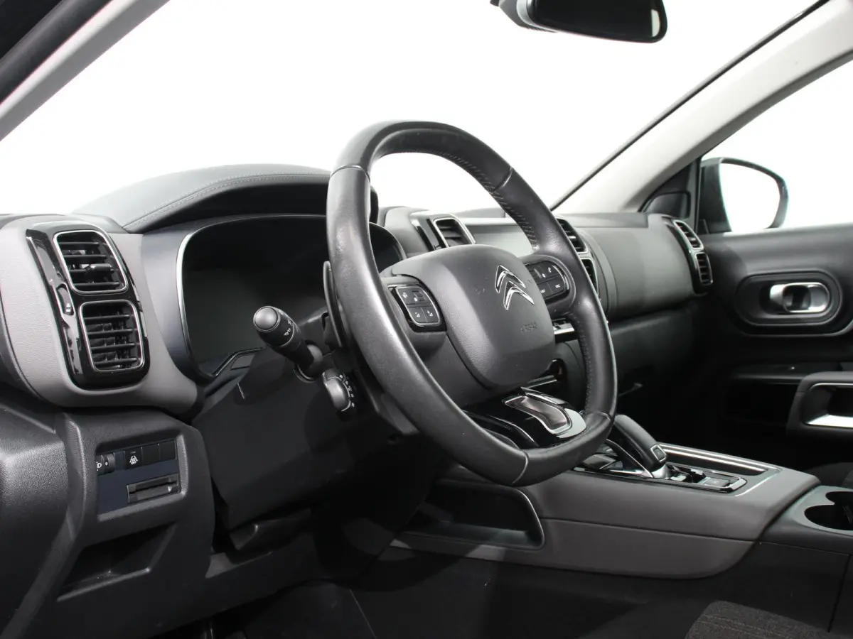 1.2 PureTech 130pk Automaat Business Climate Control Navigatie Cruise Parkeer sensoren V+A Camera Virtual cockpit Carplay LED 18" LM Velgen