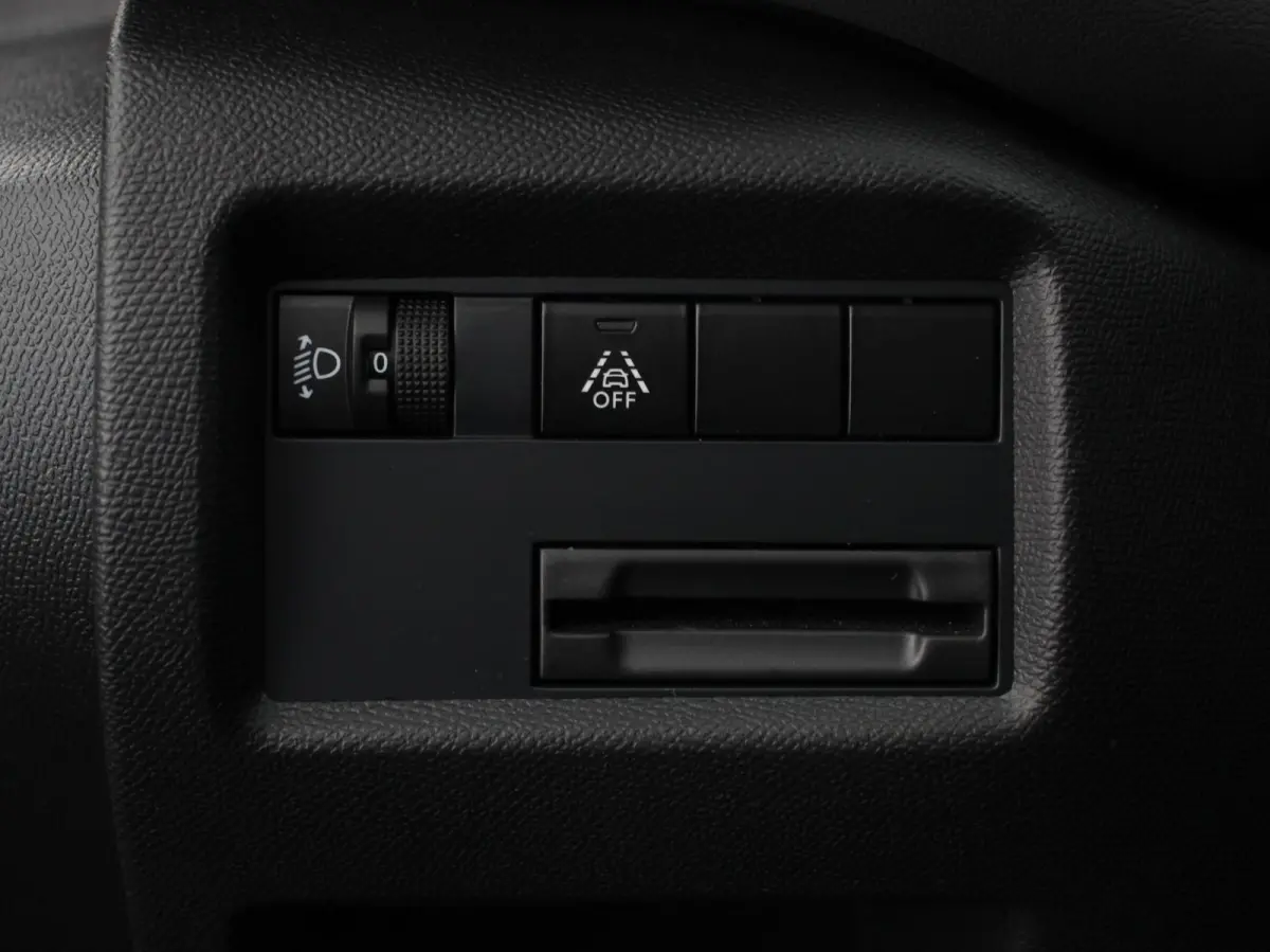 1.2 PureTech 130pk Automaat Business Climate Control Navigatie Cruise Parkeer sensoren V+A Camera Virtual cockpit Carplay LED 18" LM Velgen