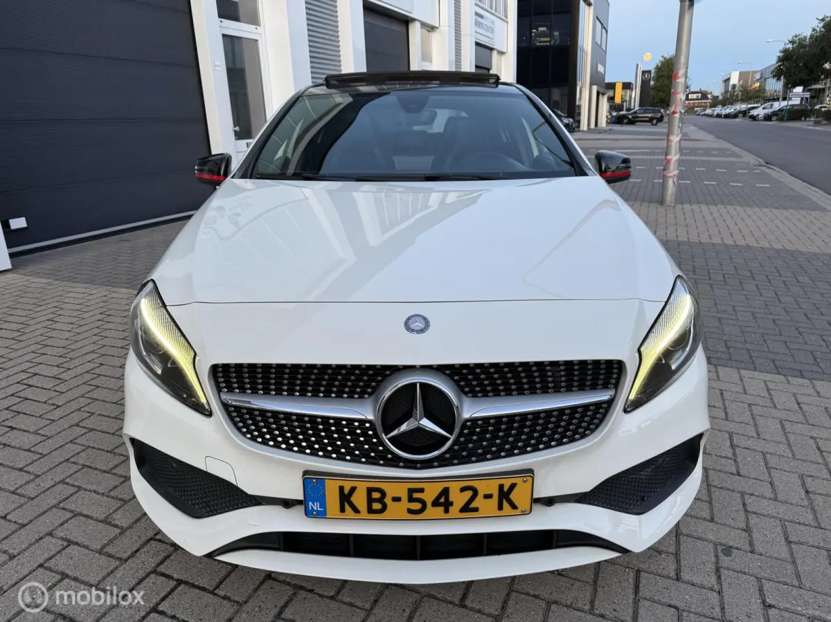 180 AMG Night Edition Nieuw APK!