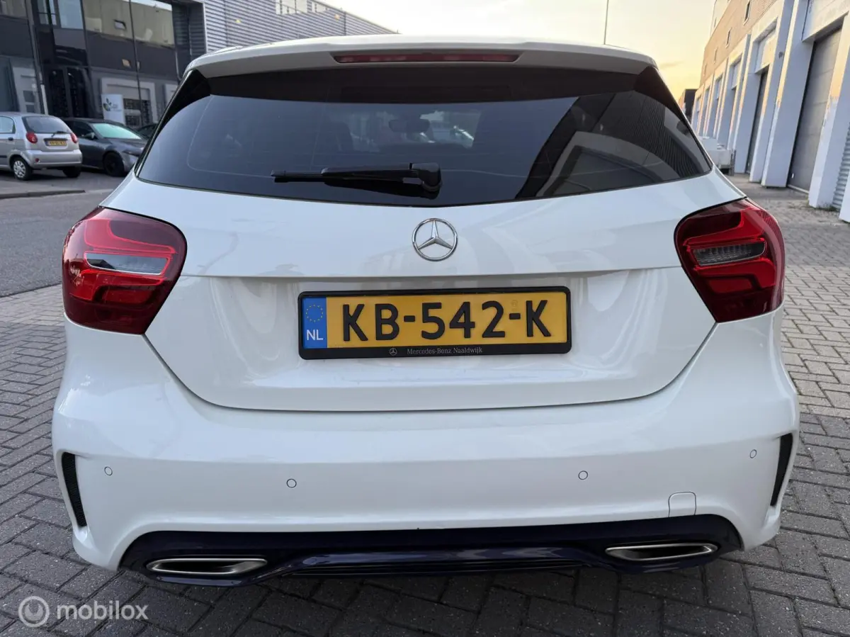 180 AMG Night Edition Nieuw APK!