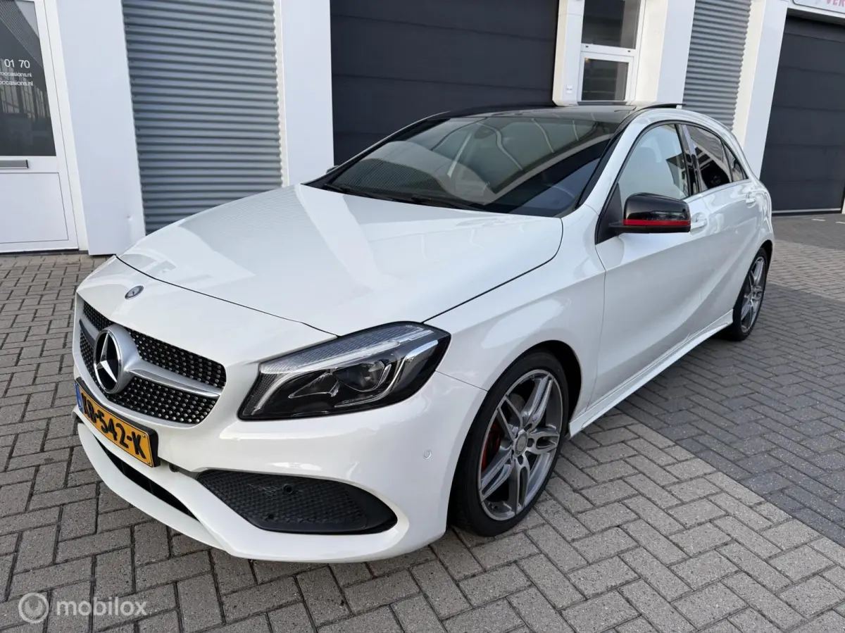 180 AMG Night Edition Nieuw APK!
