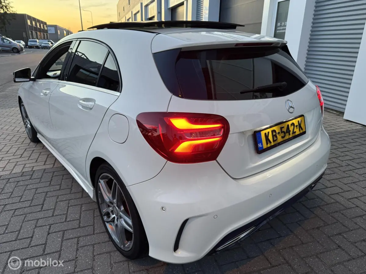 180 AMG Night Edition Nieuw APK!