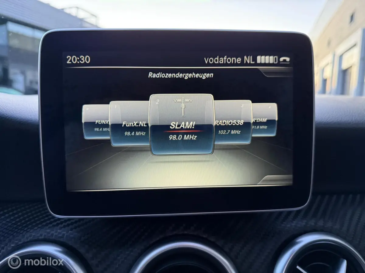 180 AMG Night Edition Nieuw APK!