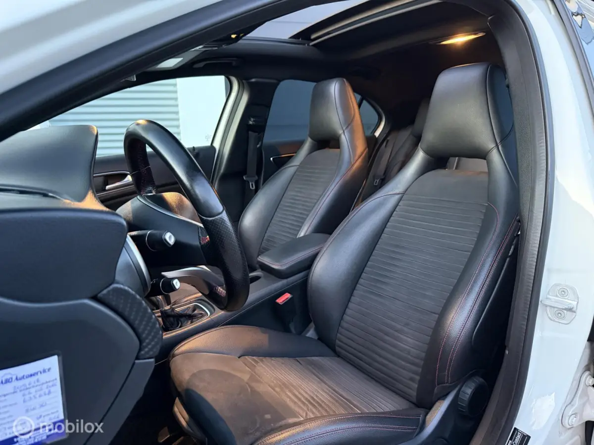 180 AMG Night Edition Nieuw APK!