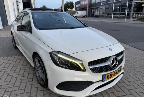 180 AMG Night Edition Nieuw APK!