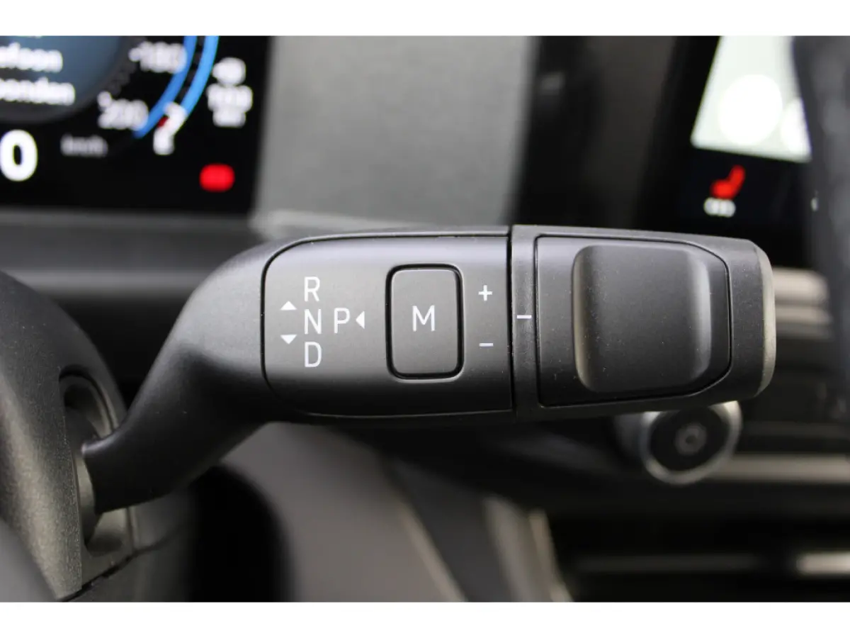 2.0 TDI 170 pk Automaat Bulli L1 CAMERA | NAVI | MATRIX LED | APP.CONNECT | STOEL.VERW | DAB | KEYLESS |