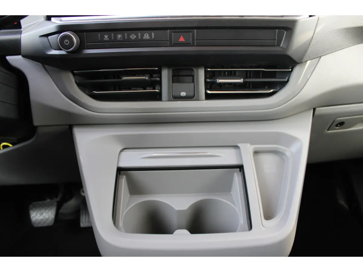 2.0 TDI 170 pk Automaat Bulli L1 CAMERA | NAVI | MATRIX LED | APP.CONNECT | STOEL.VERW | DAB | KEYLESS |