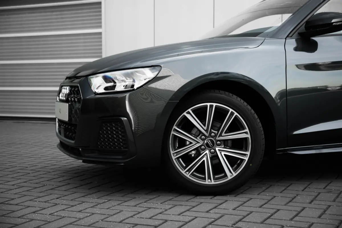 Advanced edition | Airconditioning 2-zone | Audi smartphone interface | Audi virtual cockpit