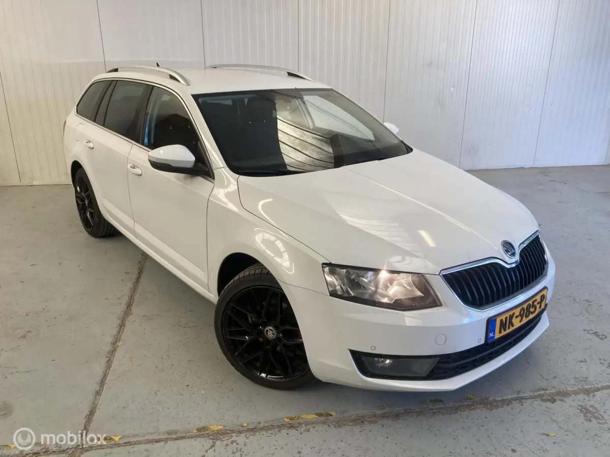 1.6 TDI Greentech Ambition // APK //