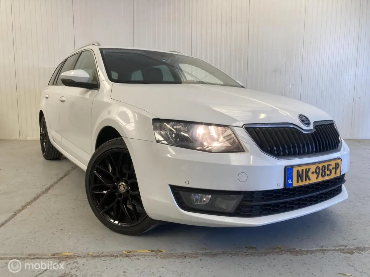 1.6 TDI Greentech Ambition // APK //