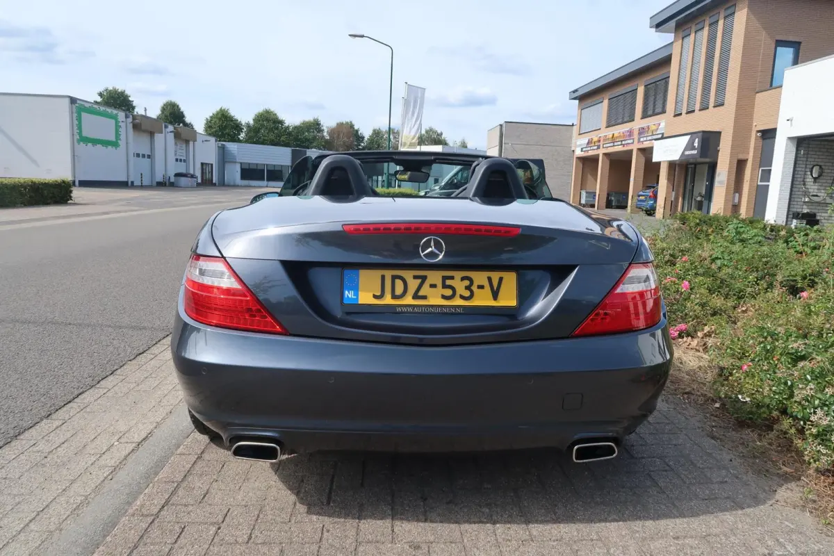 200 Aut PANORAMADAK|AIRSCARF|NAVIGATIE|LED|LEDER|PDC|ZEER MOOI