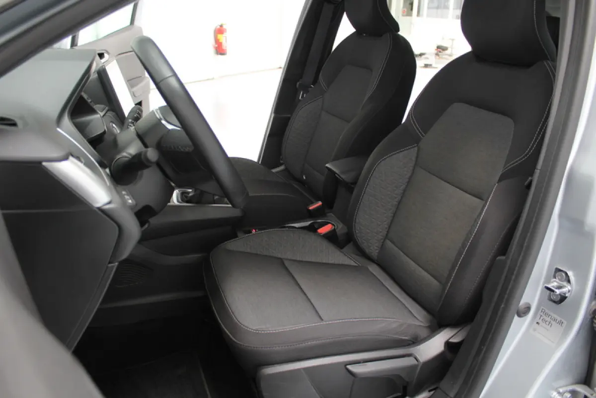 1.0 TCe 92PK, RIJKLAAR!! NAVIGATIE | PARKEERSENSOREN | CRUISE CONTROLE | CLIMATE CONTROLE