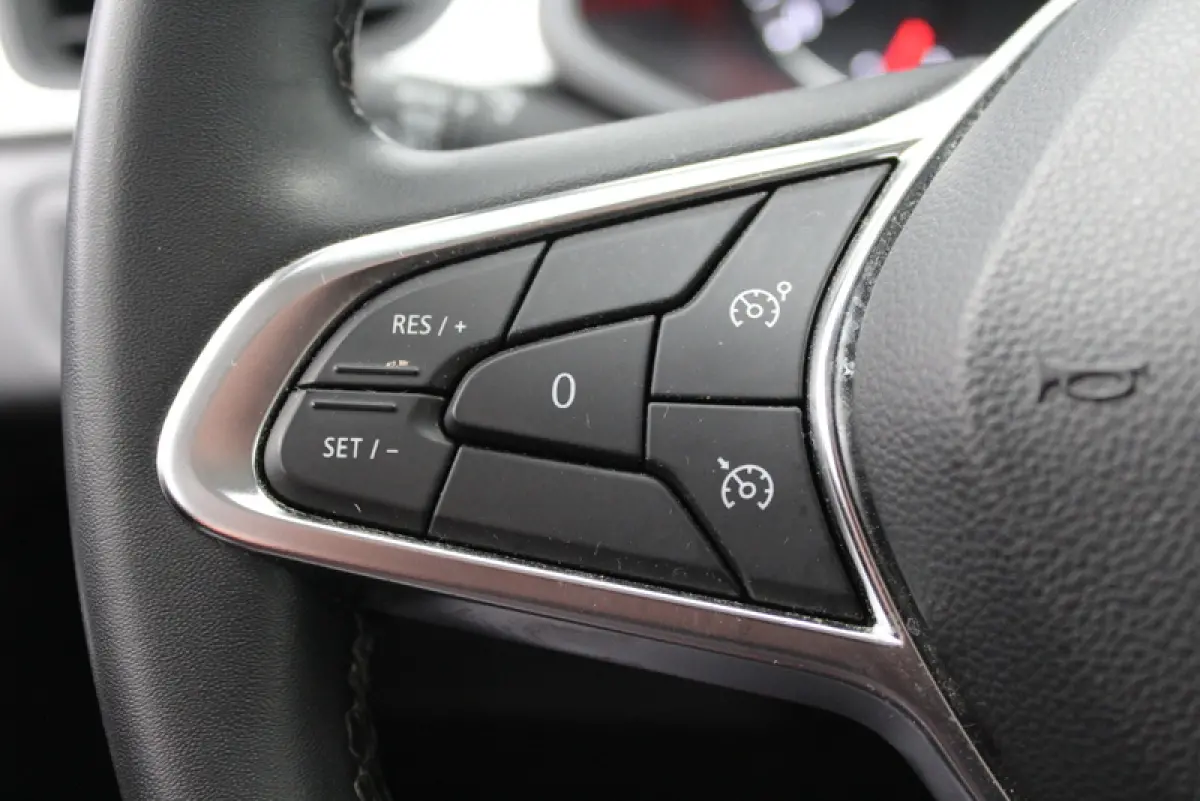 1.0 TCe 92PK, RIJKLAAR!! NAVIGATIE | PARKEERSENSOREN | CRUISE CONTROLE | CLIMATE CONTROLE