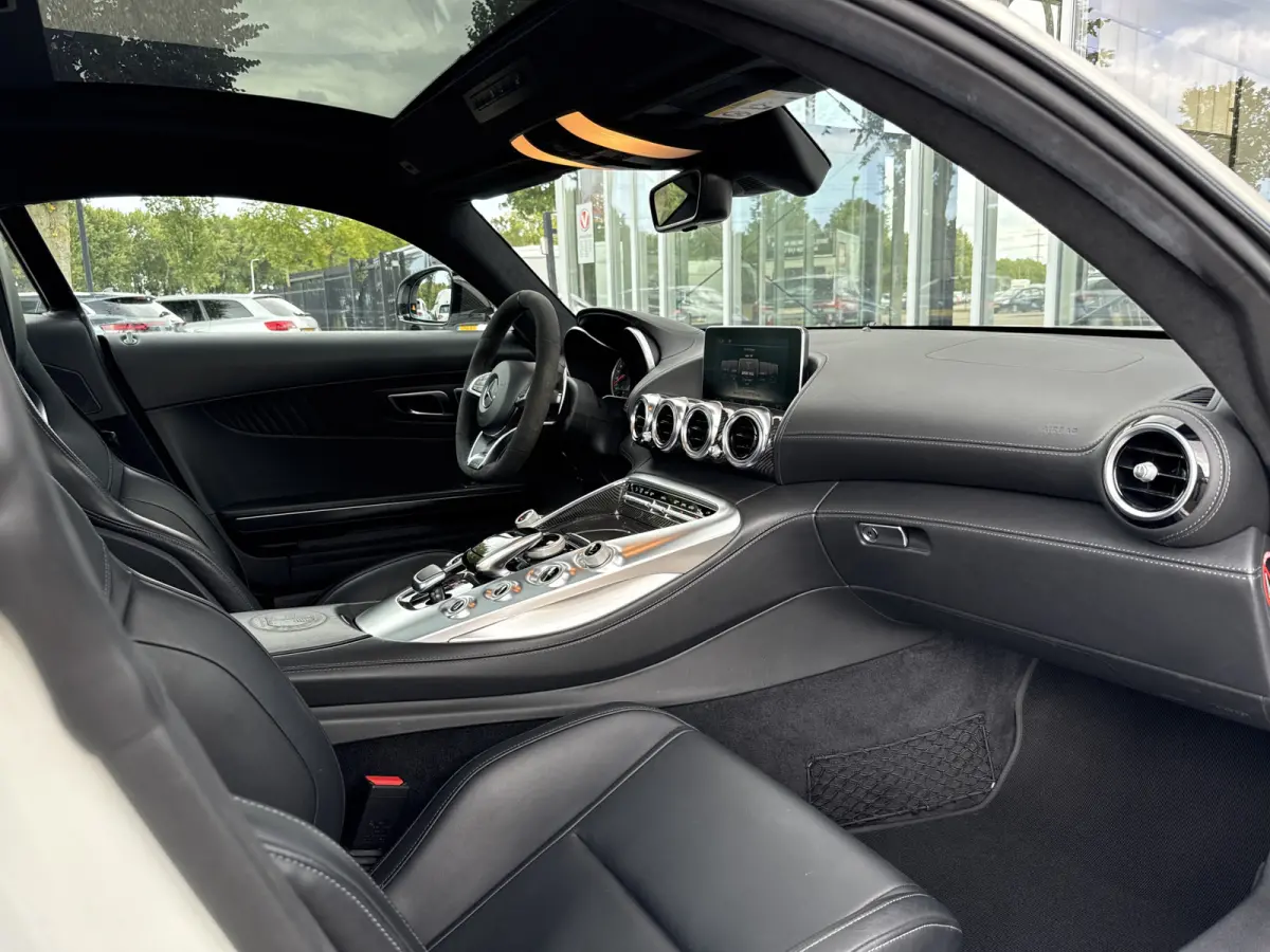 4.0 S | BTW | Full option | Keramisch | Carbon in/ext. | Perf. stoelen | Burmester High End