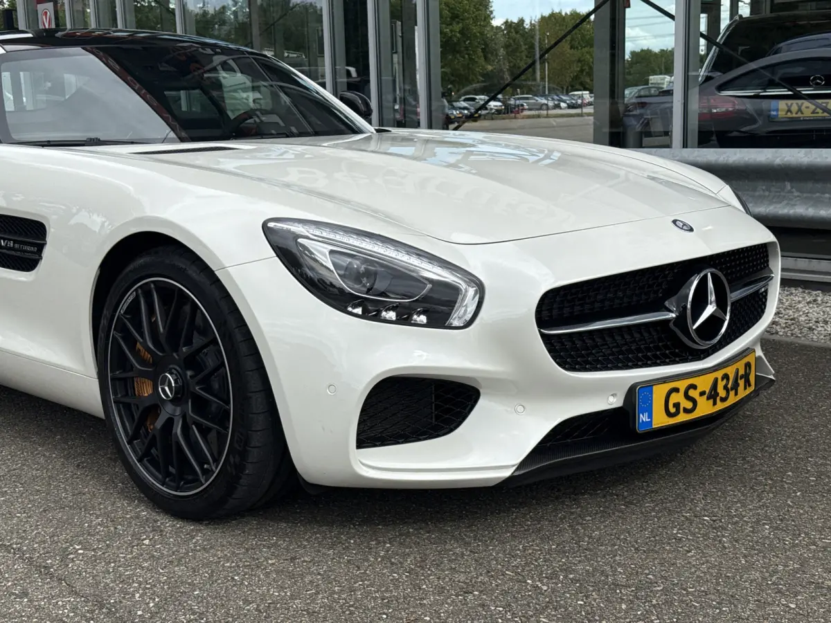4.0 S | BTW | Full option | Keramisch | Carbon in/ext. | Perf. stoelen | Burmester High End