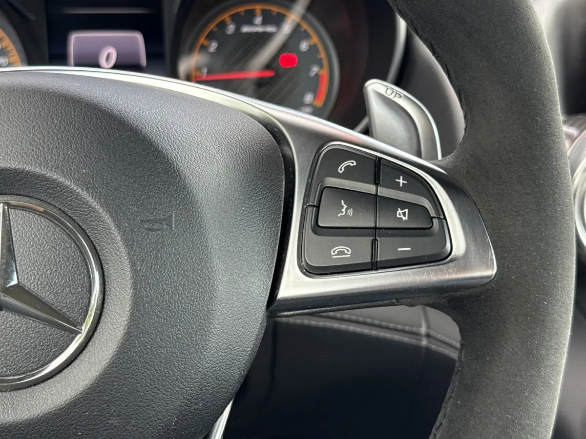 4.0 S | BTW | Full option | Keramisch | Carbon in/ext. | Perf. stoelen | Burmester High End
