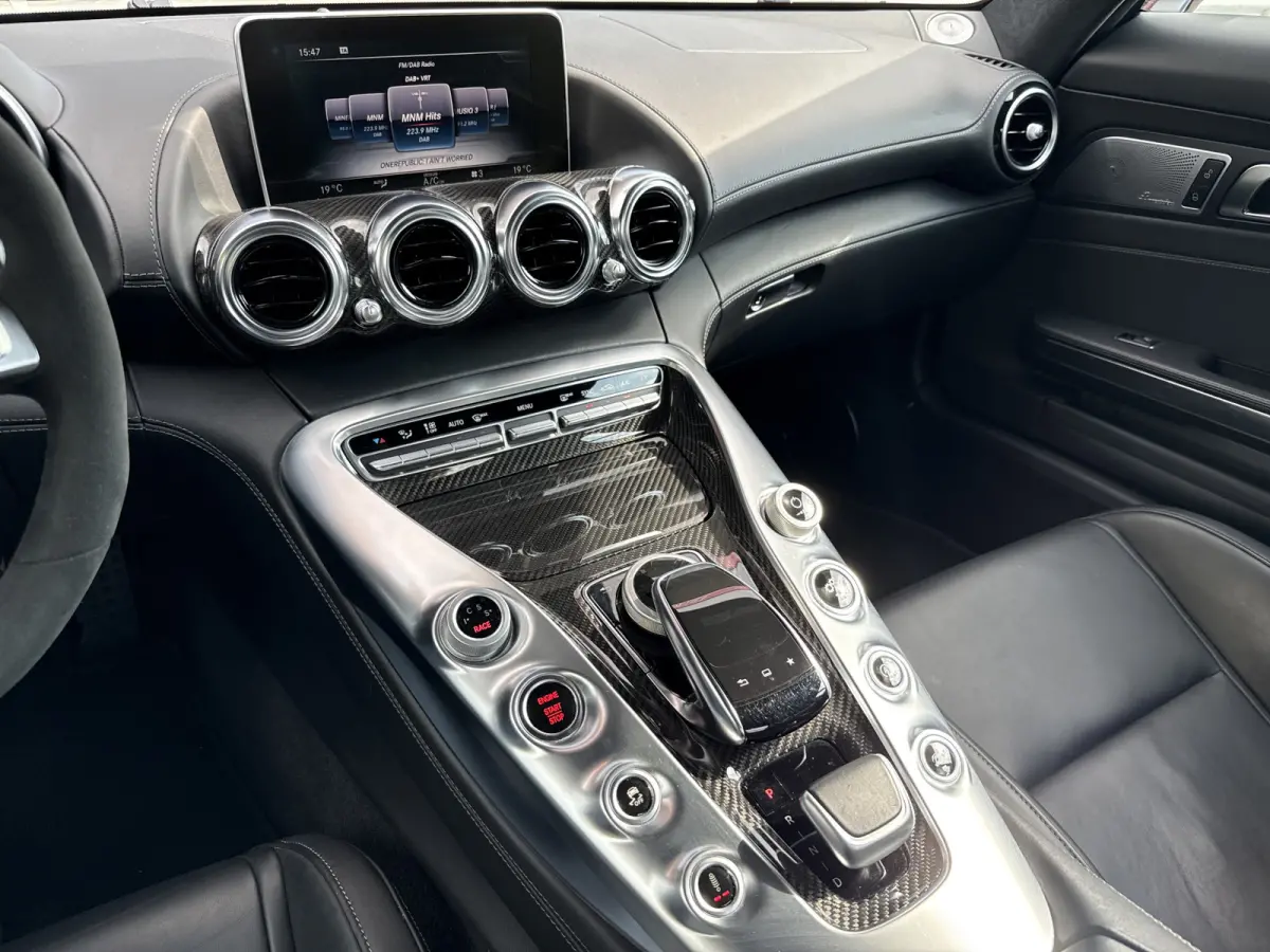 4.0 S | BTW | Full option | Keramisch | Carbon in/ext. | Perf. stoelen | Burmester High End