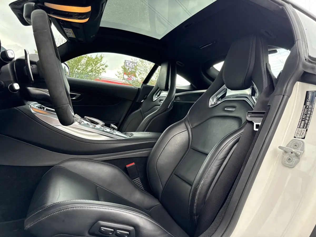 4.0 S | BTW | Full option | Keramisch | Carbon in/ext. | Perf. stoelen | Burmester High End