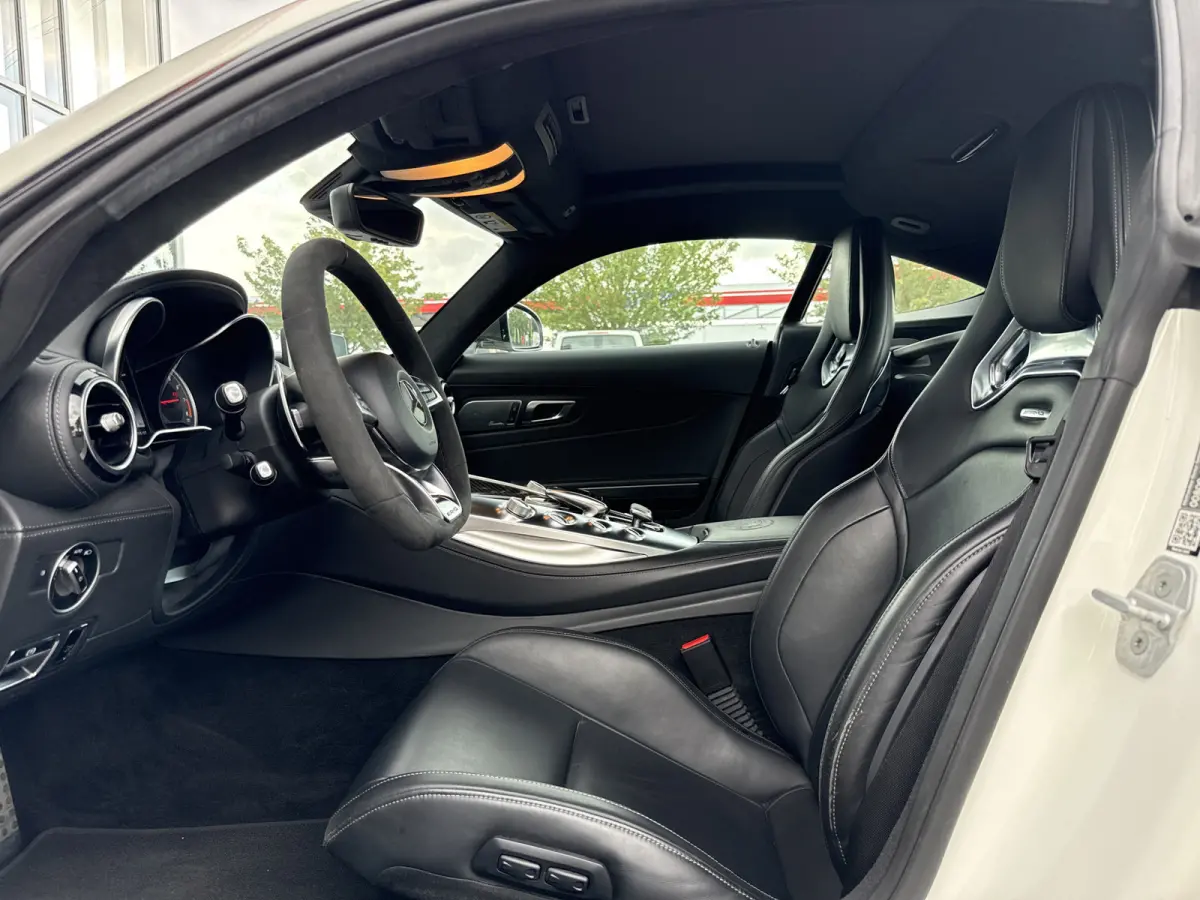 4.0 S | BTW | Full option | Keramisch | Carbon in/ext. | Perf. stoelen | Burmester High End