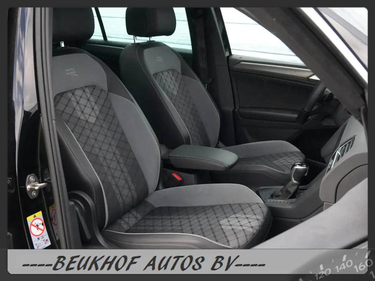1.5 TSI R-Line Business+ Trekhaak Pano Cam