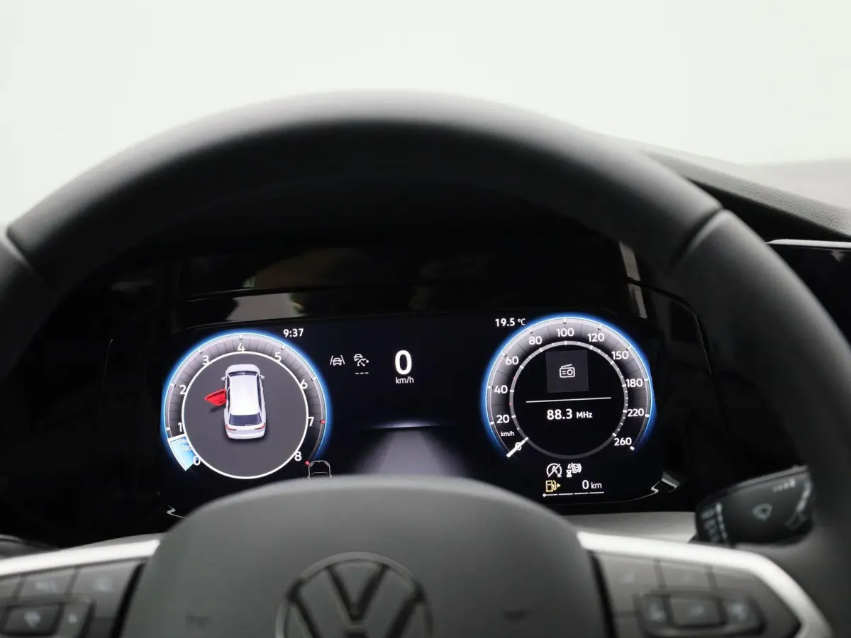 1.5 TSI Life Edition | Apple carplay | Adaptive cruise control | Parkeersensoren | Achteruitrij Camera | Climate control | Elektrische achterklep | Park Assist |