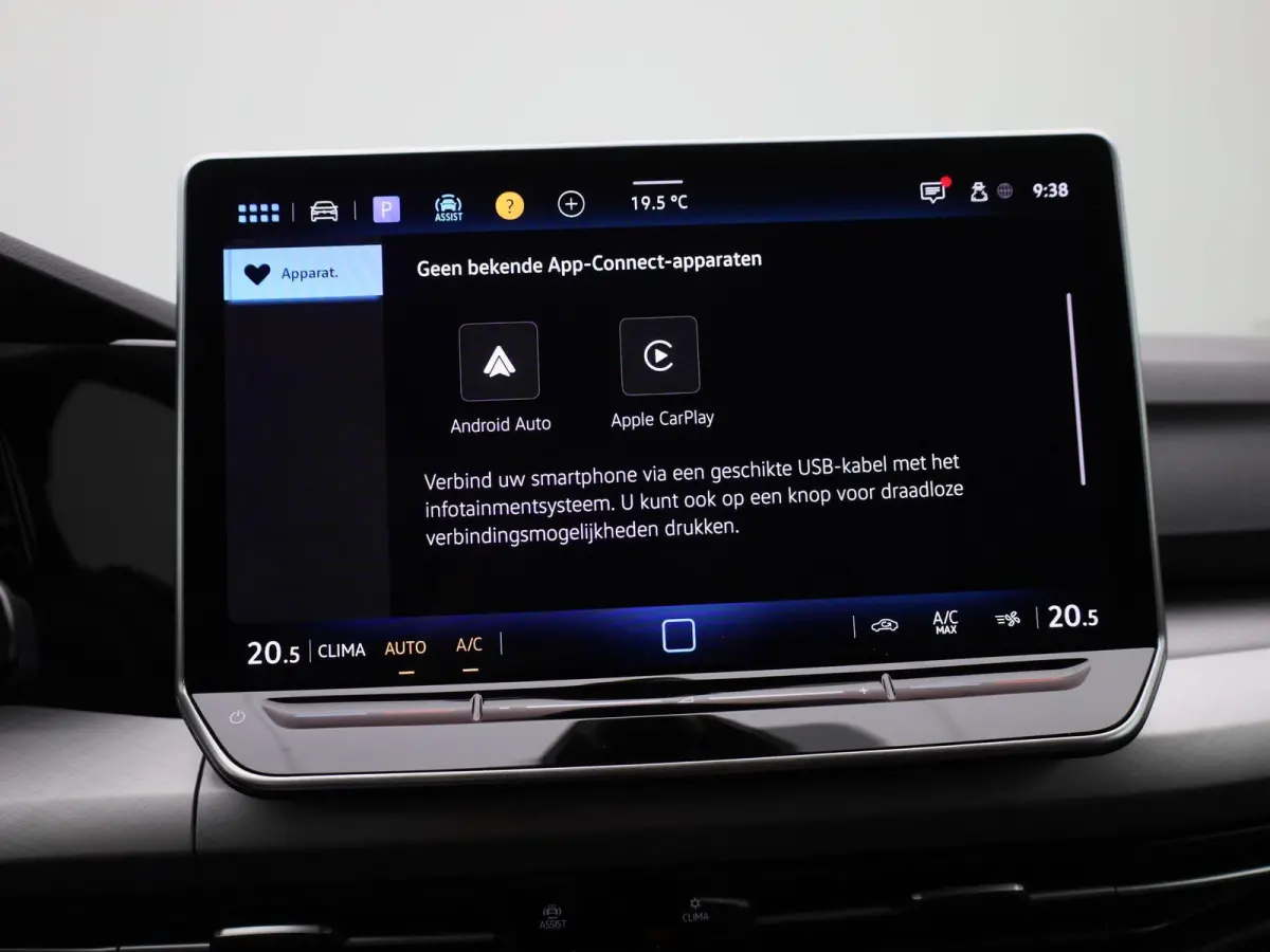 1.5 TSI Life Edition | Apple carplay | Adaptive cruise control | Parkeersensoren | Achteruitrij Camera | Climate control | Elektrische achterklep | Park Assist |