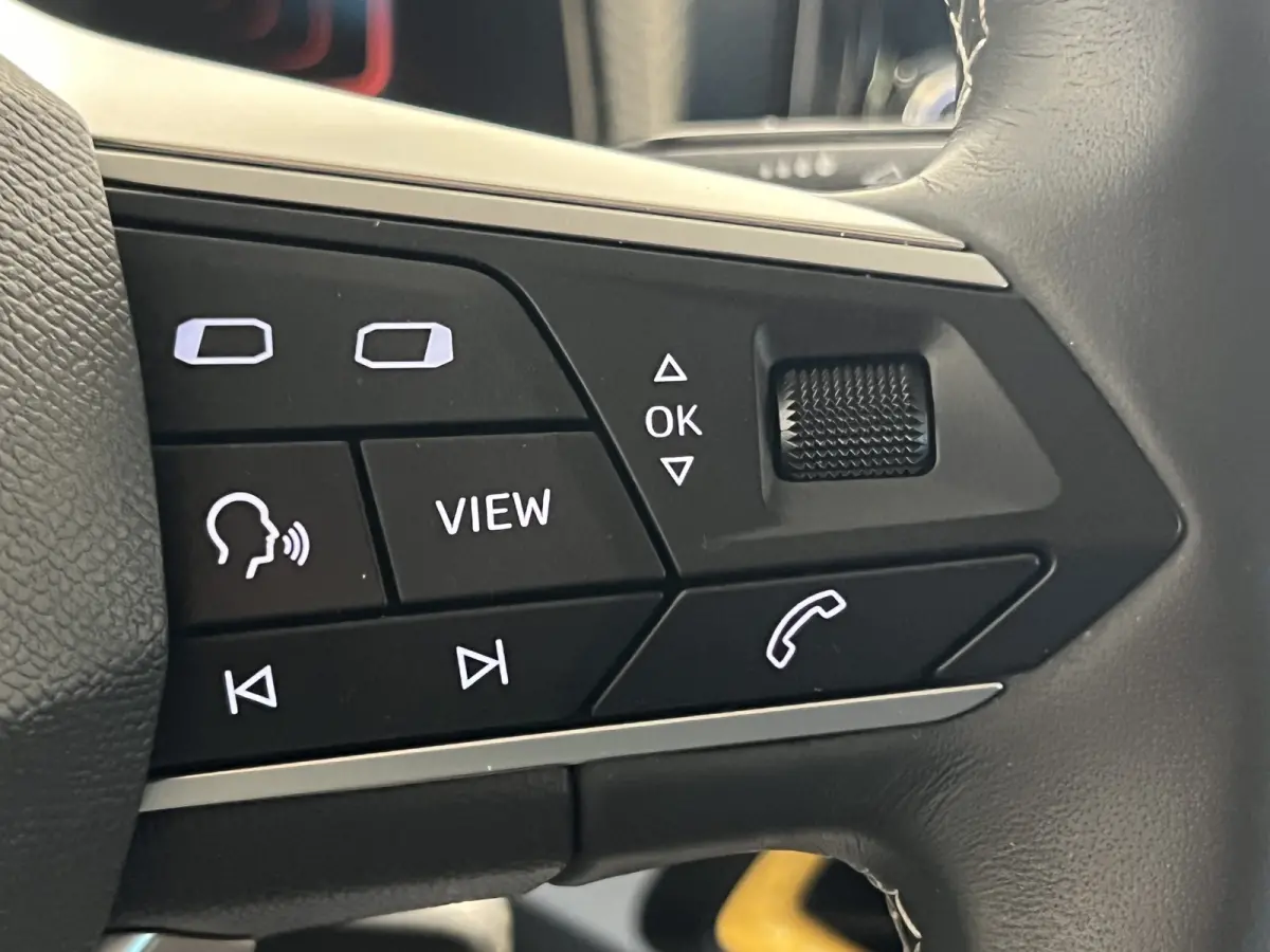1.0 TSI Style | Android/Apple Carplay | LM Velgen 16" | PDC Achter | Cruise Control Adaptief | DAB | Airco |