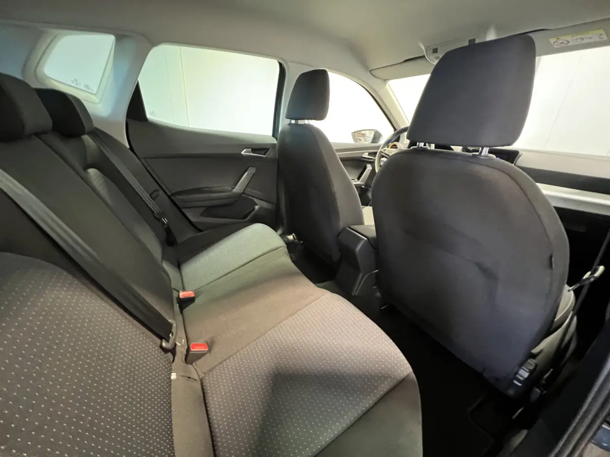1.0 TSI Style | Android/Apple Carplay | LM Velgen 16" | PDC Achter | Cruise Control Adaptief | DAB | Airco |