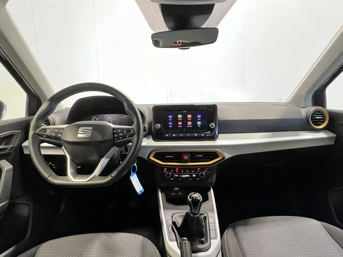 1.0 TSI Style | Android/Apple Carplay | LM Velgen 16" | PDC Achter | Cruise Control Adaptief | DAB | Airco |